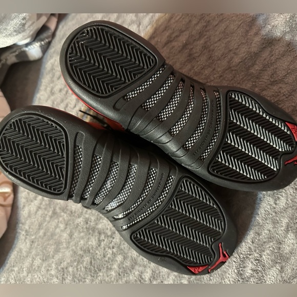 Jordan 12 reverse flu game - Picture 5 of 5